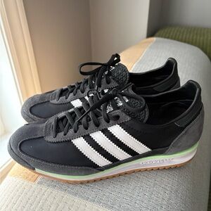 Womens 6.5 US Adidas Black and Gray Shoes with White Accents